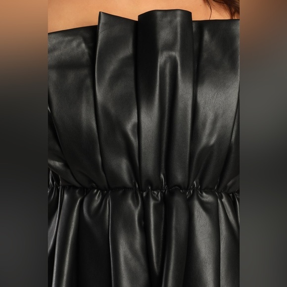 Vegan Leather Pleated Strapless Top - Picture 8 of 8